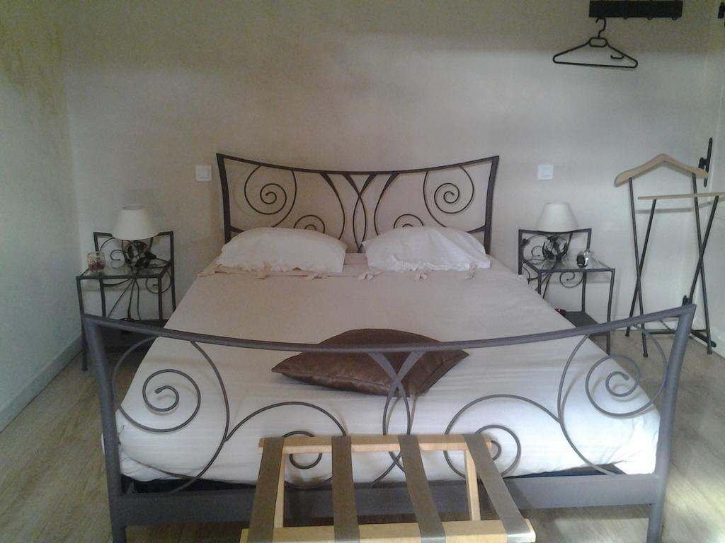 La Ferme Du Vintue Bed & Breakfast Etrechy  Bilik gambar