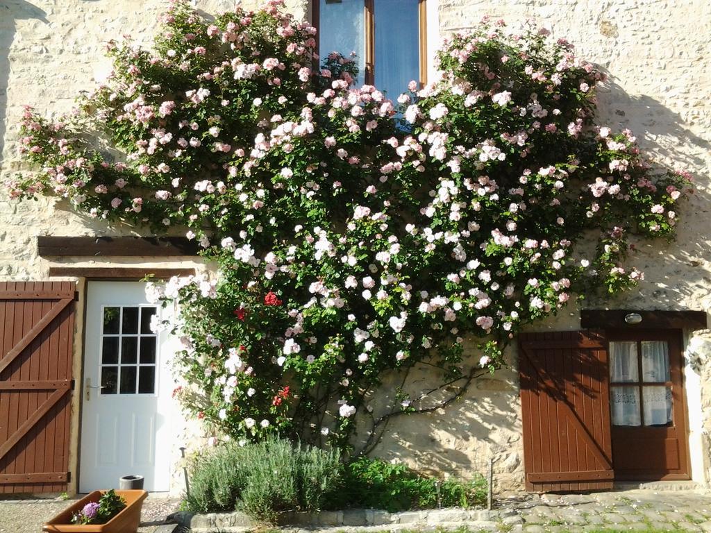 La Ferme Du Vintue Bed & Breakfast Etrechy  Bilik gambar
